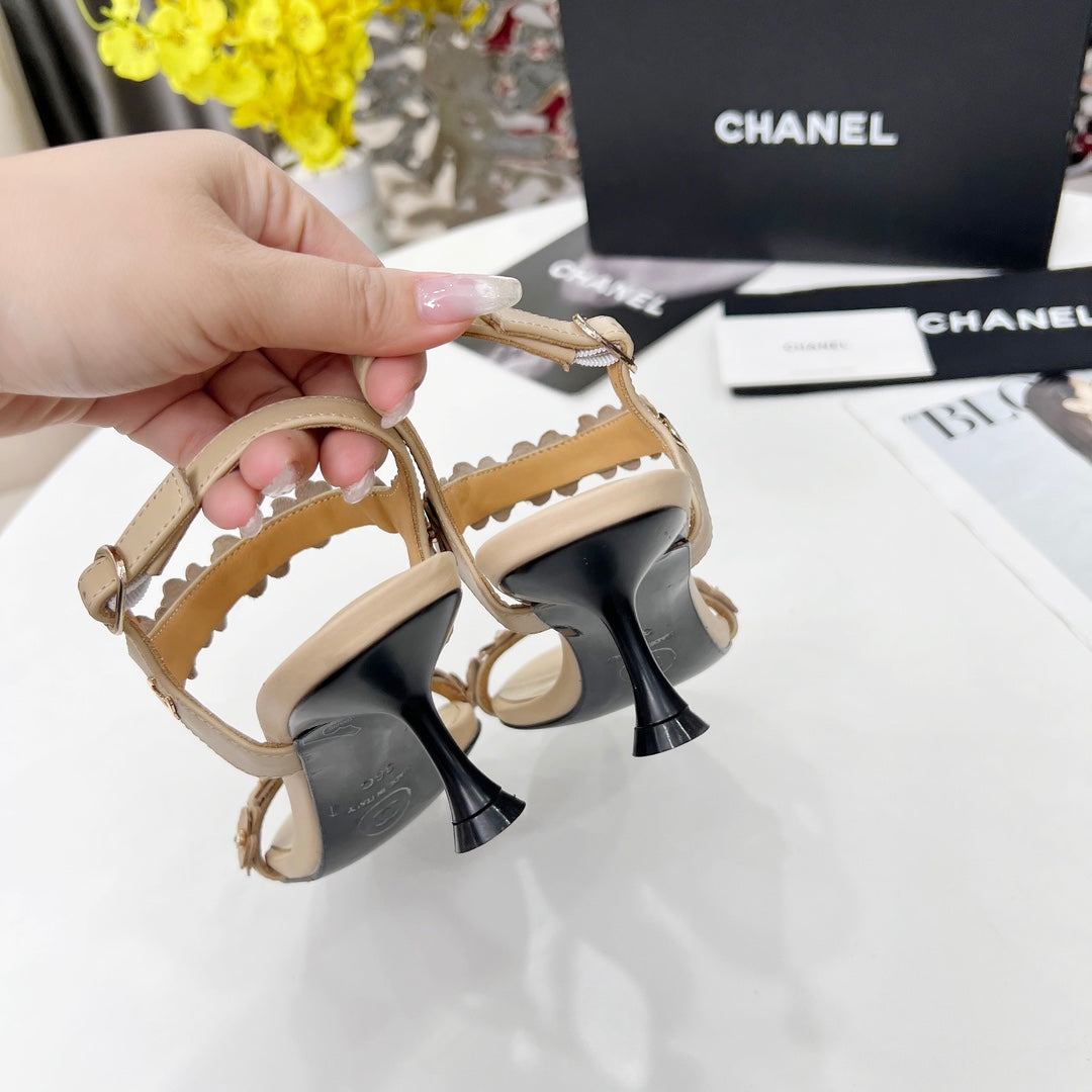 CC 26s Floral Sandal 5cm Beige Sheepskin 867465
