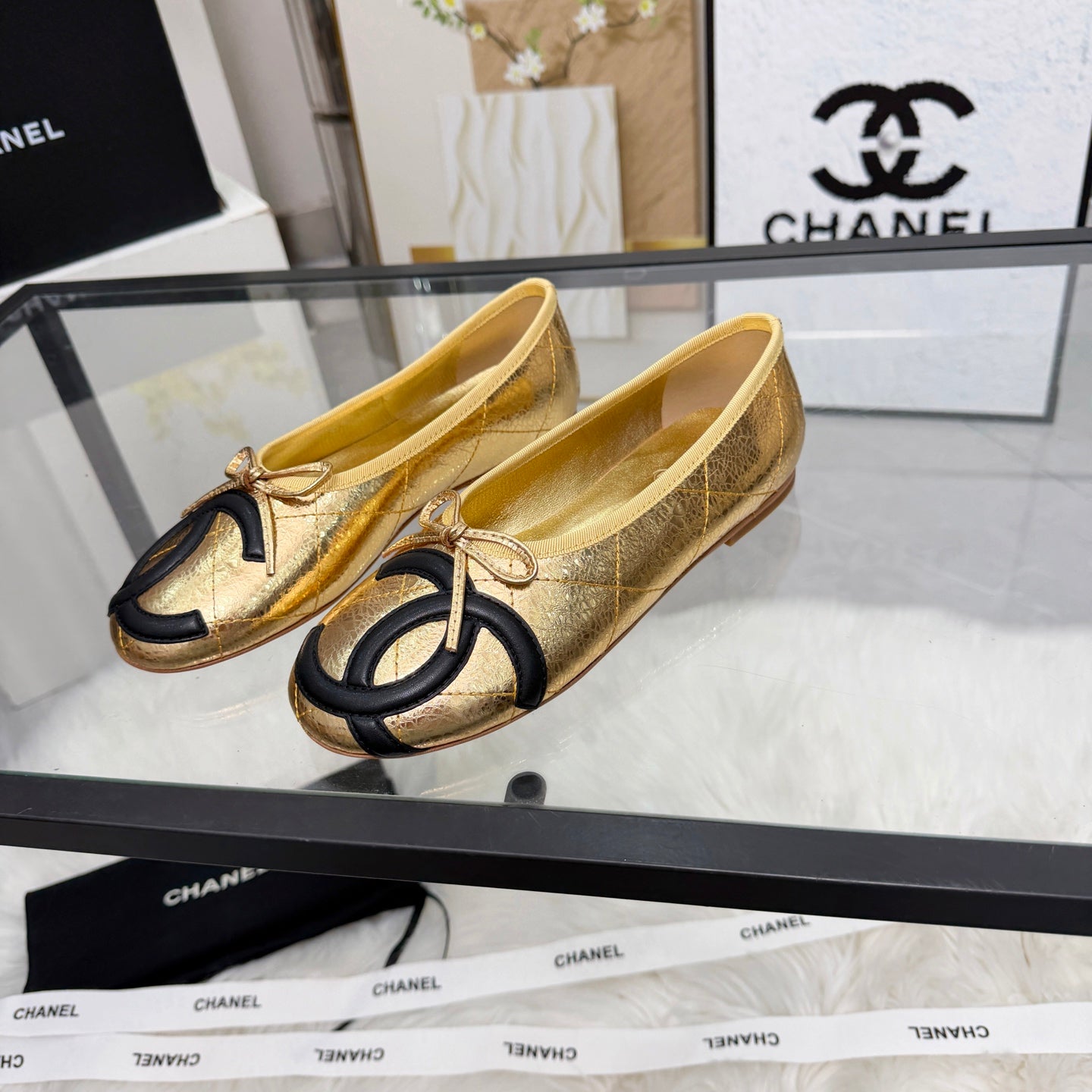 CC 26s Coco Beach Ballet Flats Gold Metalic Leather 872865