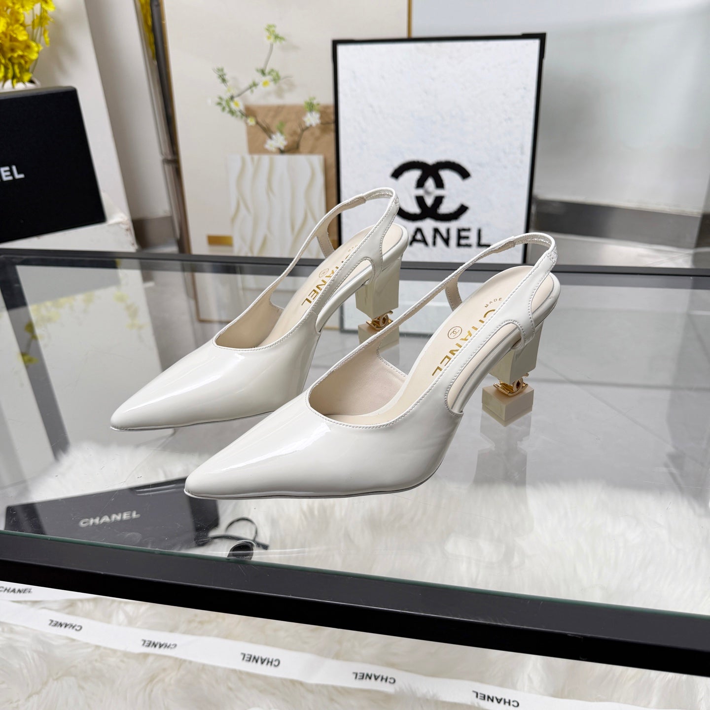 CC 26s Slingback 9cm White Patent Leather 872871