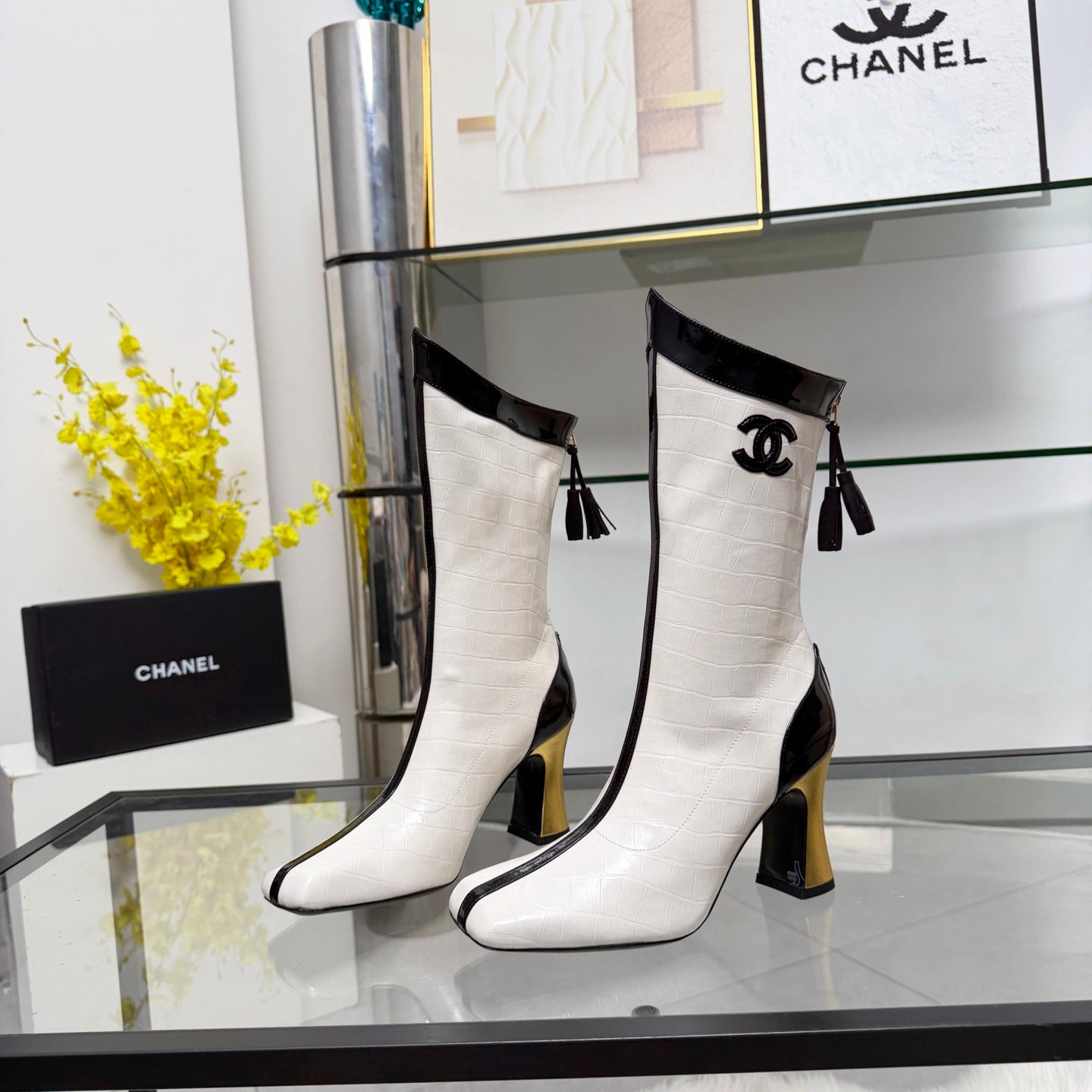 CC 26 FW Ankle Boots 8.5cm Black White Sheepskin 919940