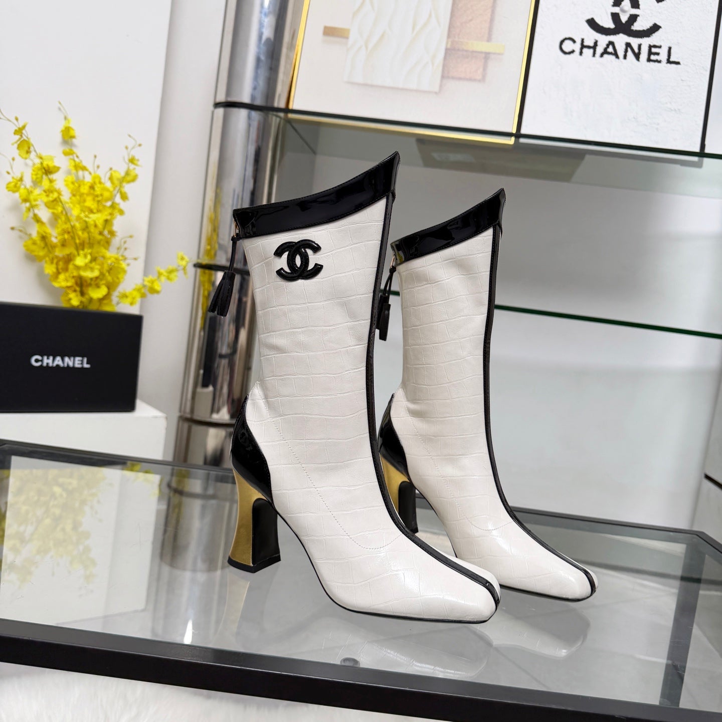 CC 26 FW Ankle Boots 8.5cm Black White Sheepskin 919940