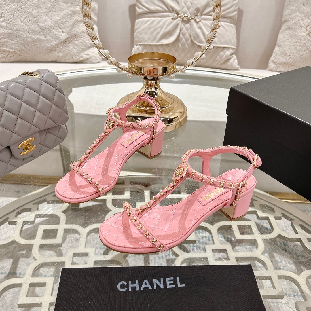 CC 26s Chain T-Strap Charm Sandals 5cm Light Pink Lambskin 736116