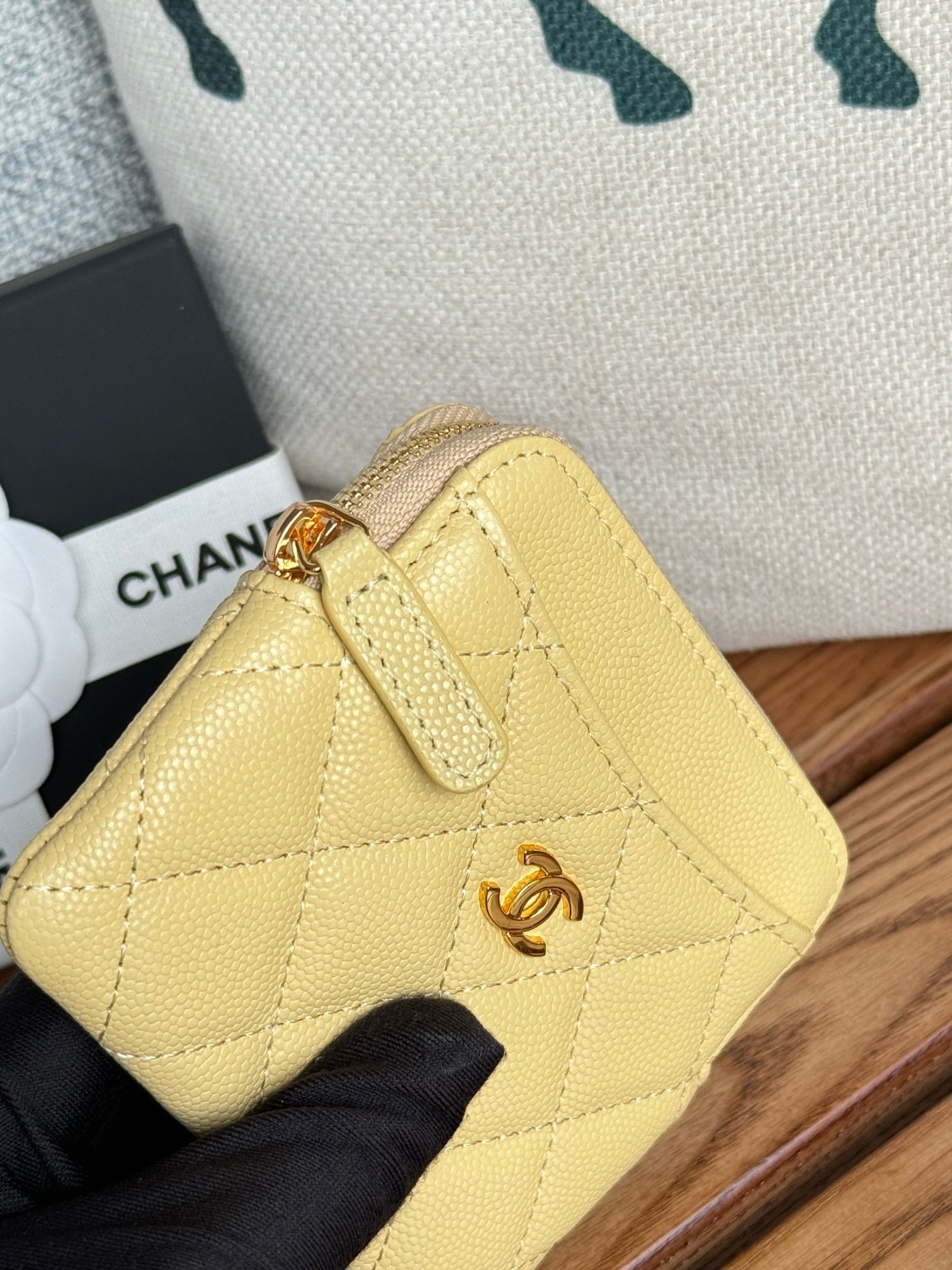 CC Zip Card Holder Wallet Yellow Gold Metal Caviar 240601