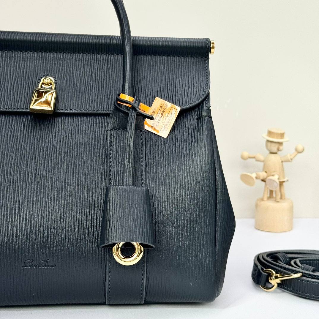 LP Loom L25 Black Ripple Leather 231932