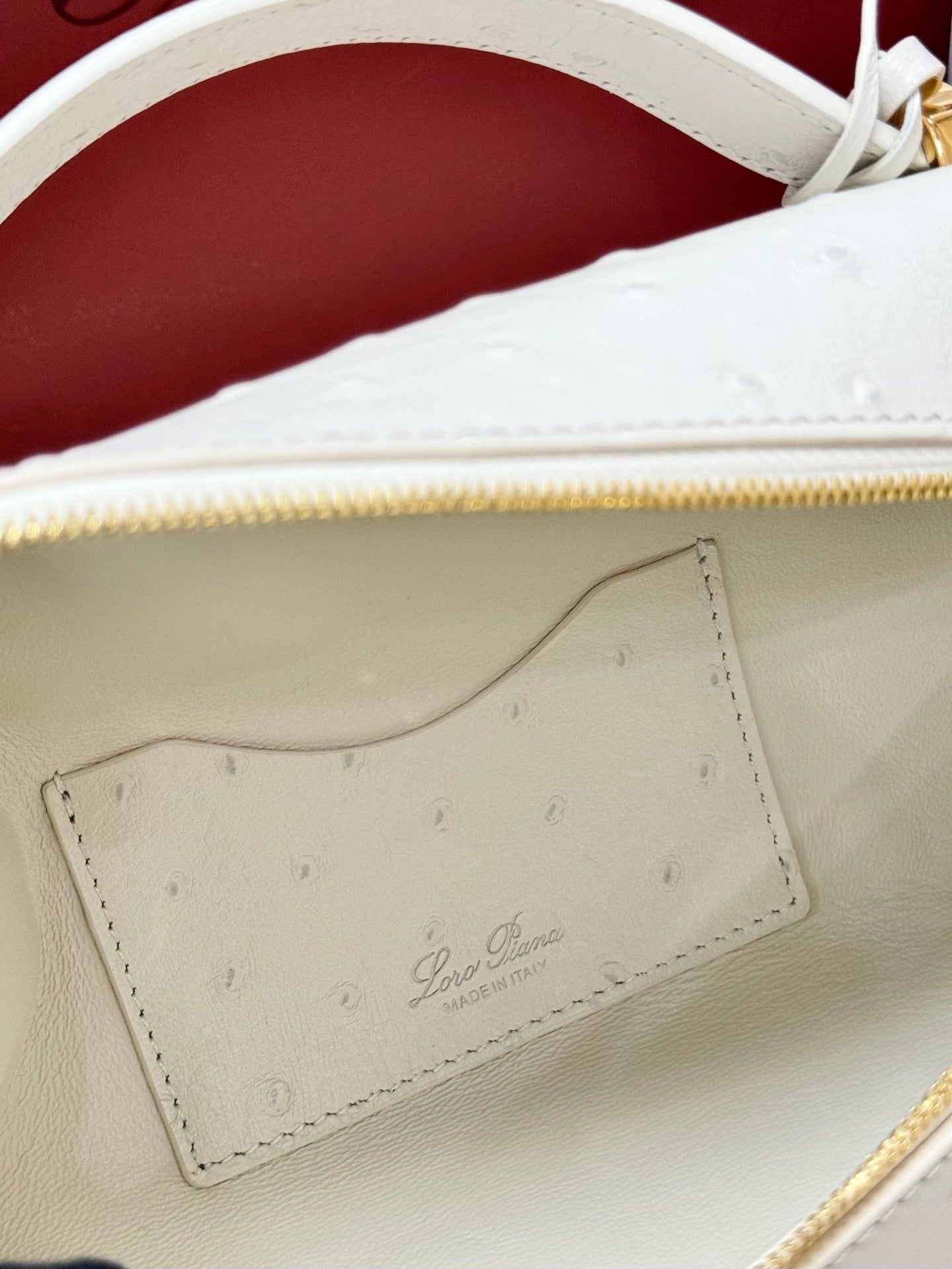 LP Extra Pouch L23 Off-White Ostrich Pattern Leather