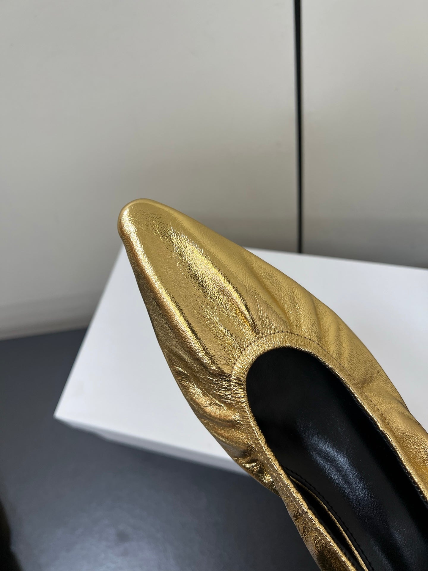 The Row Ava Gathered Leather Pumps 35mm Gold Metallic Calfskin 340014