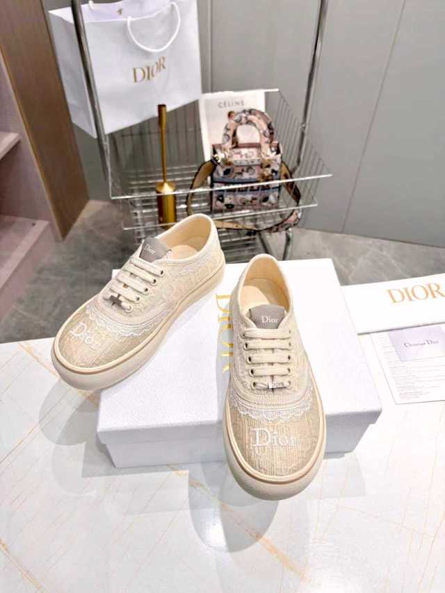 CD 26s Saltwind Sneaker Cream Cotton 996912