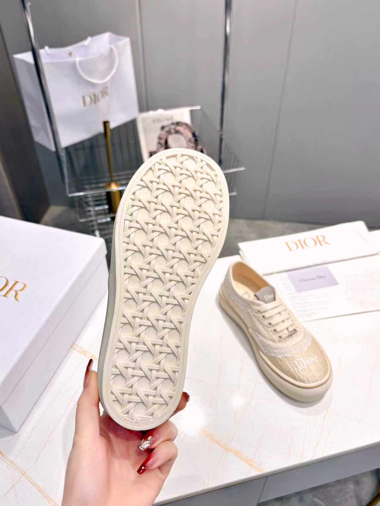 CD 26s Saltwind Sneaker Cream Cotton 996912