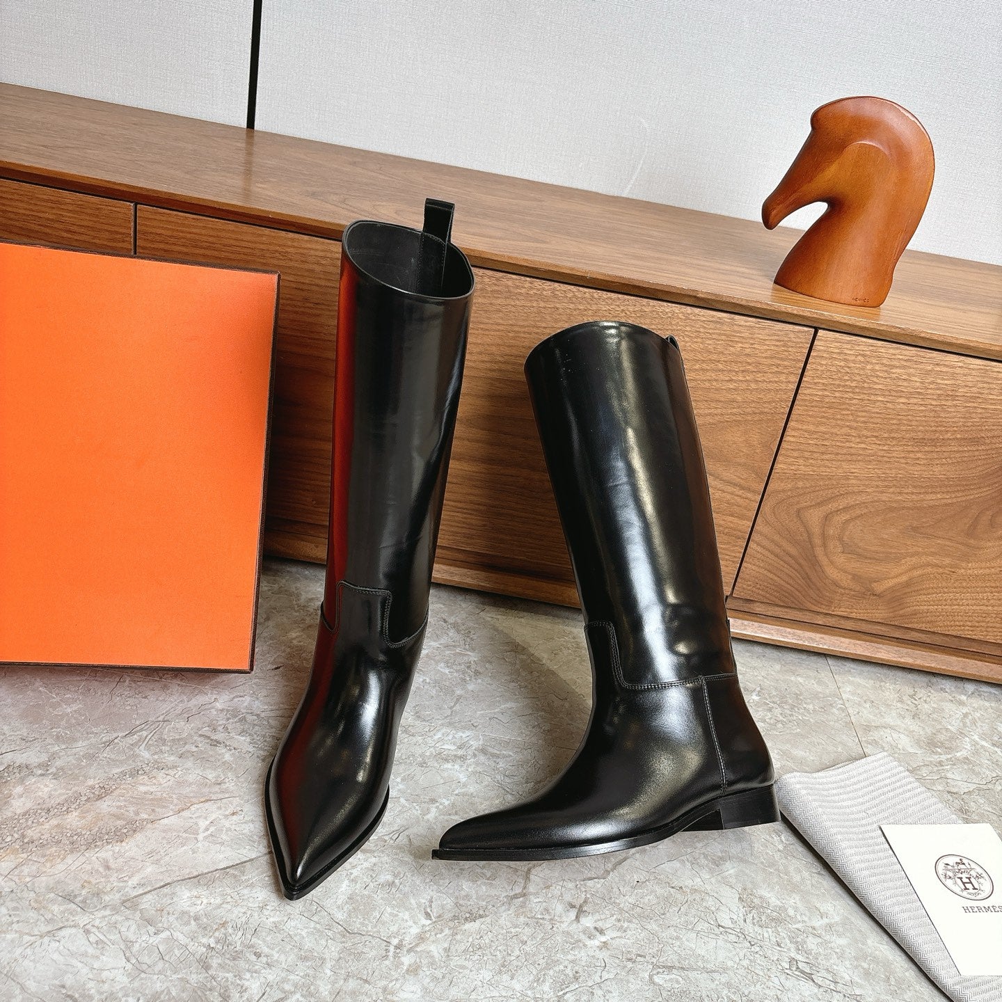 HM FW Pointed-Toe Riding Boots Black Patent Leather 541261