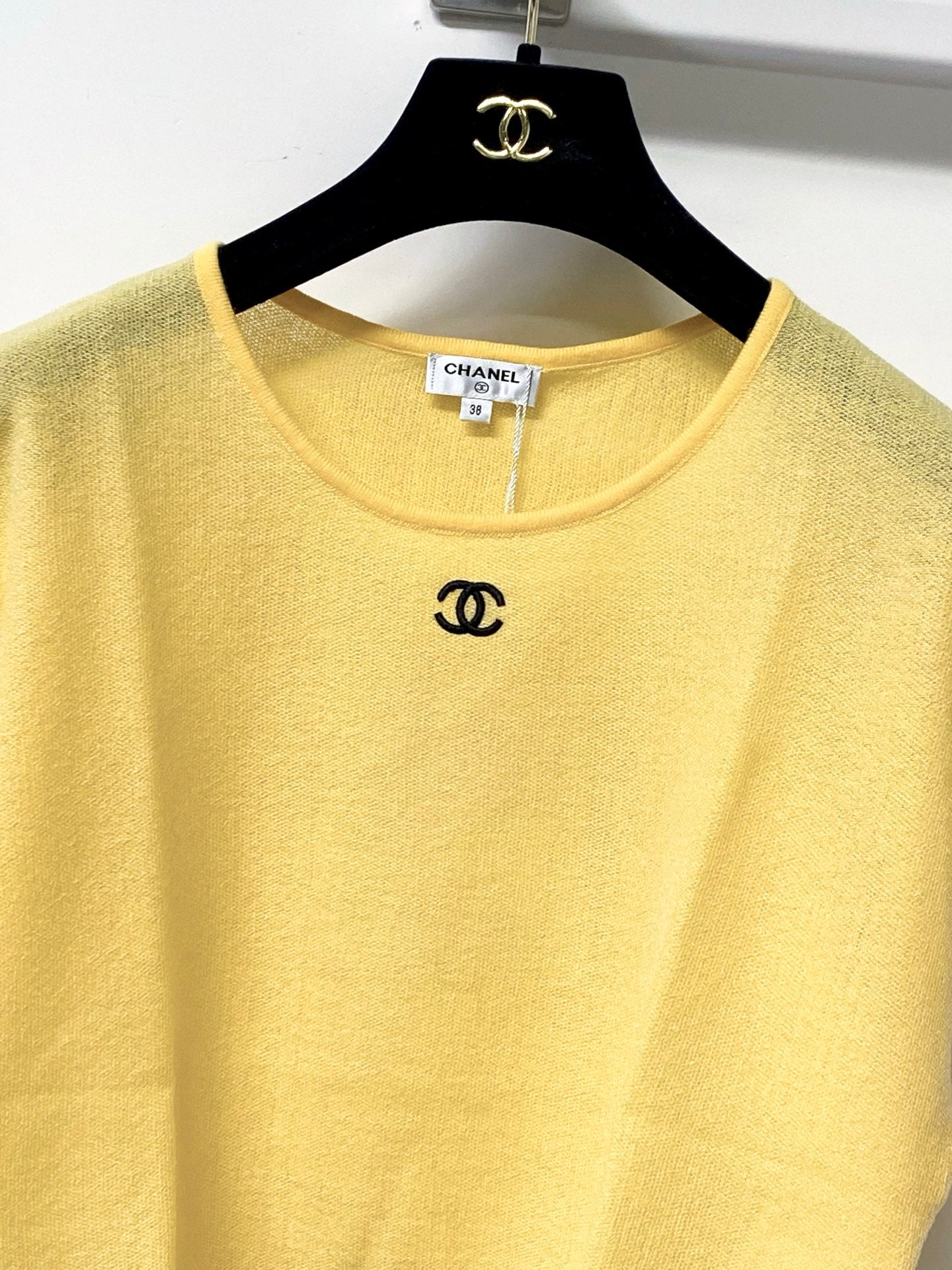 Chanel 26s Cropped Short-Sleeved Knit Top Style 1224