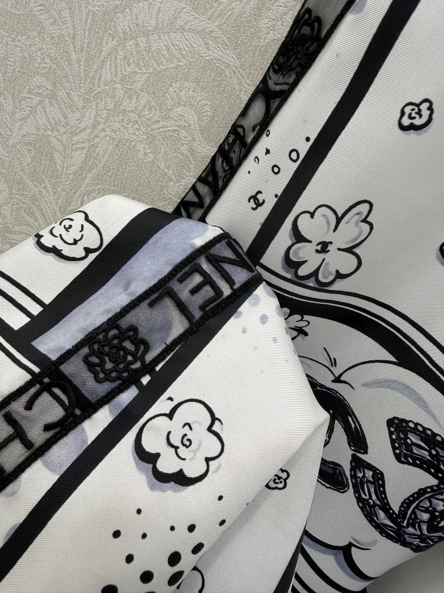 CC Straight Leg Pants Printed Silk 353066