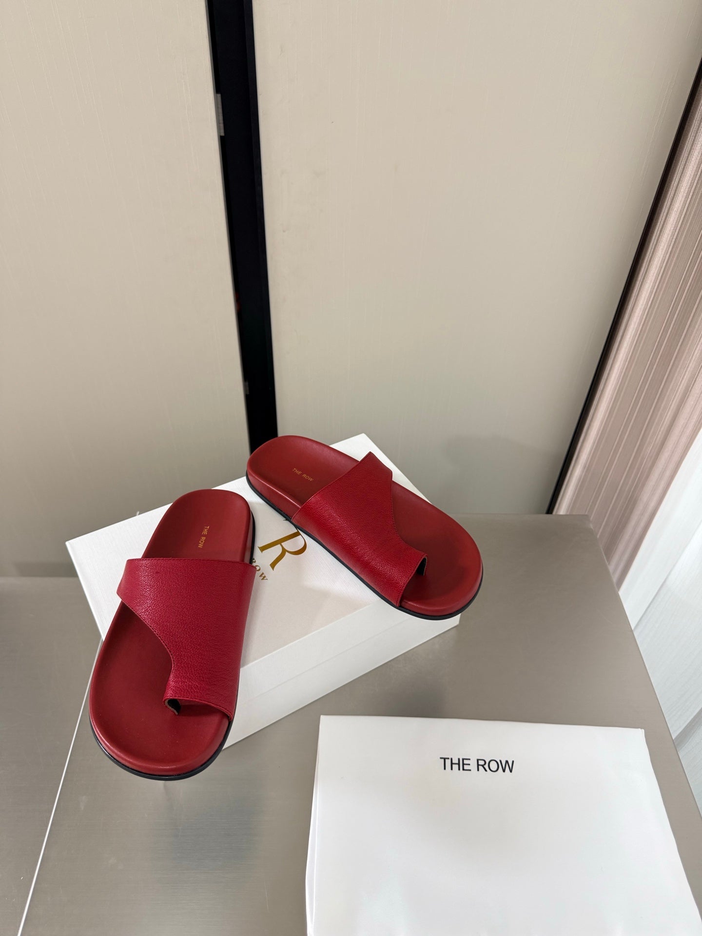 The Row Slip-on Sandals Red Cowhide 872481
