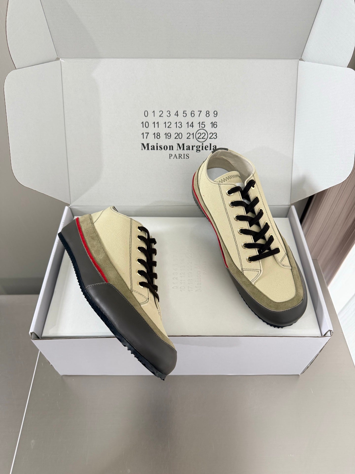 Maison Margiela Traveler Sneaker Khaki Olive Canvas Sheeepskin 872469