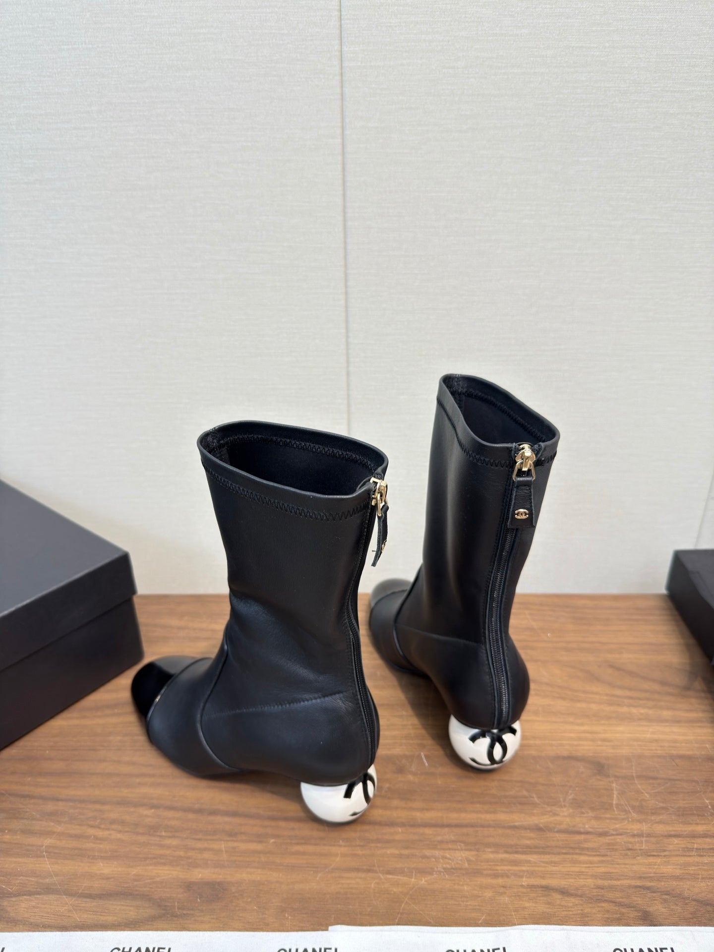 CC 25B Double C Giant Pearl  Ankle Boots 50mm Black Sheepskin 465702