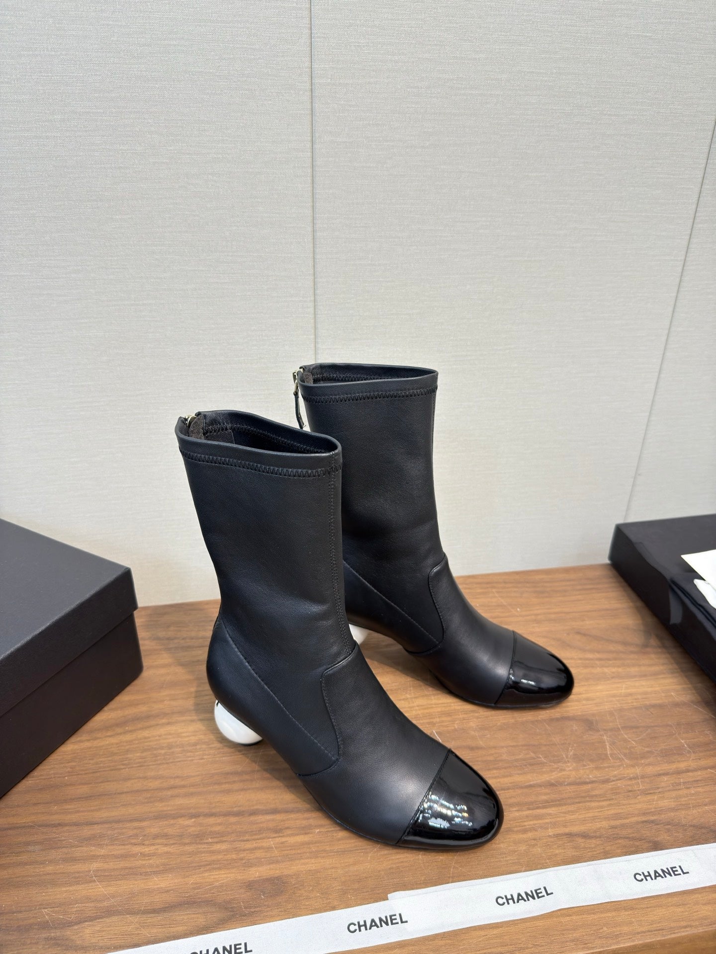 CC 25B Double C Giant Pearl  Ankle Boots 50mm Black Sheepskin 465702