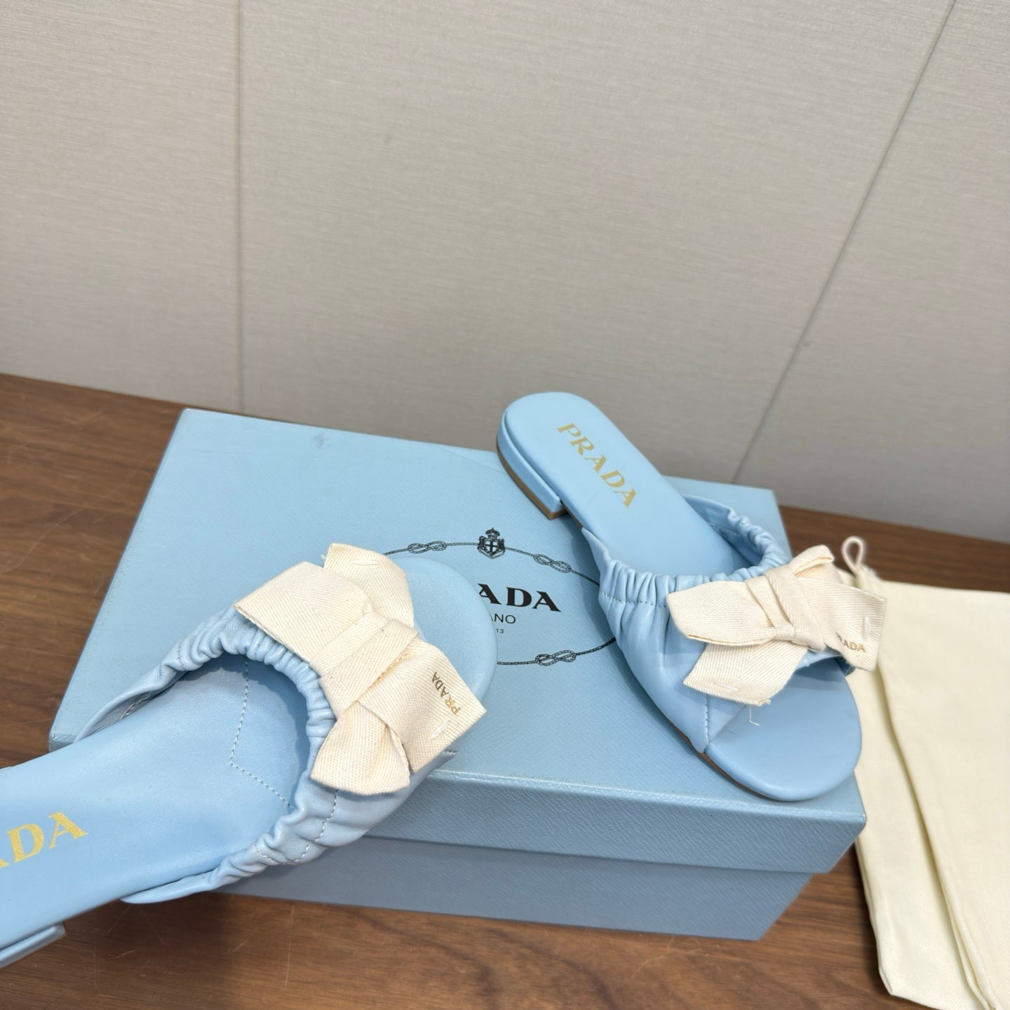 Prada Bow Slide Sandals White Blue Sheepskin 836555