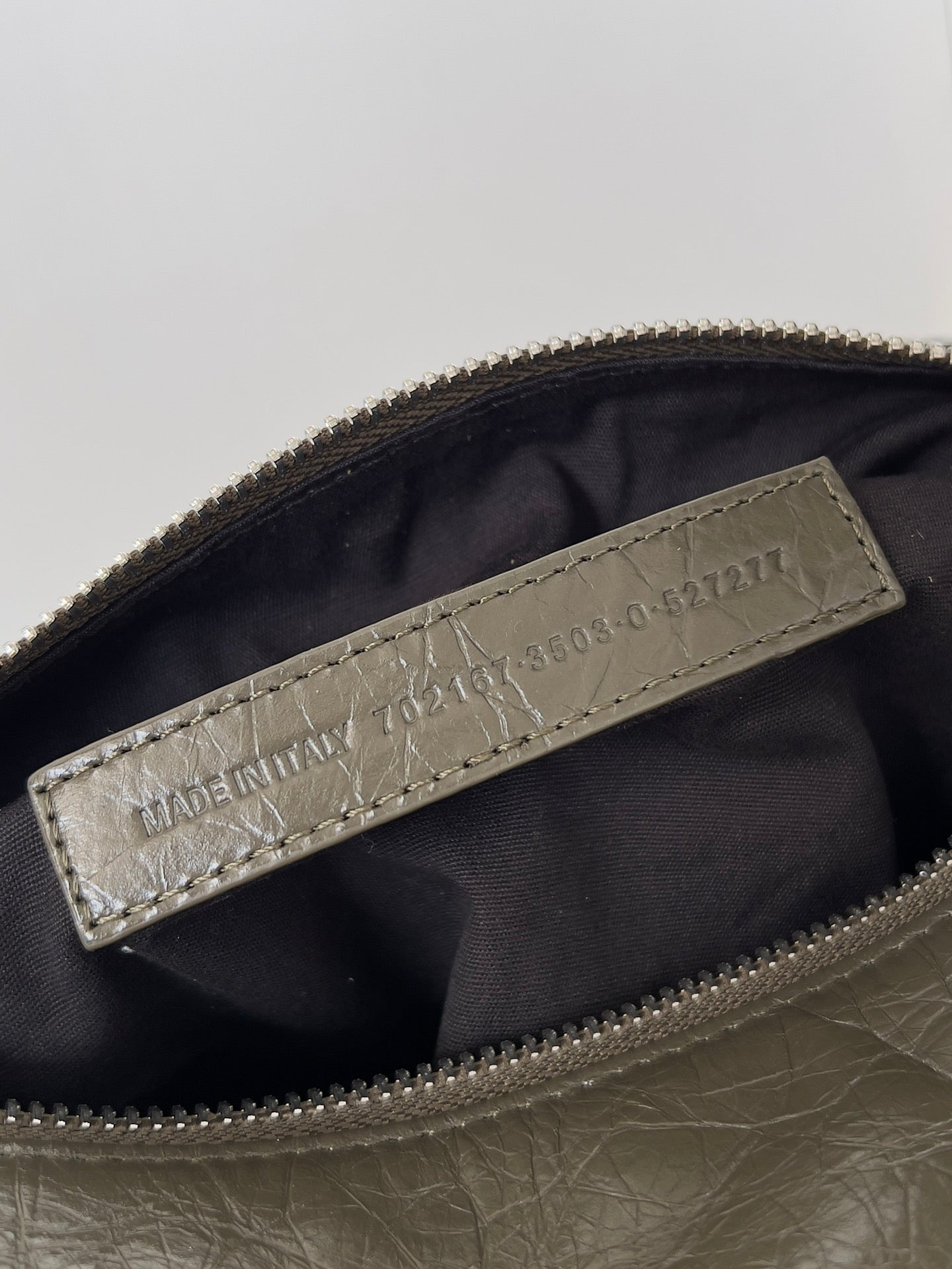 SUPERBUSY SLING BAG 35 IN KHAKI GREEN LAMBSKIN