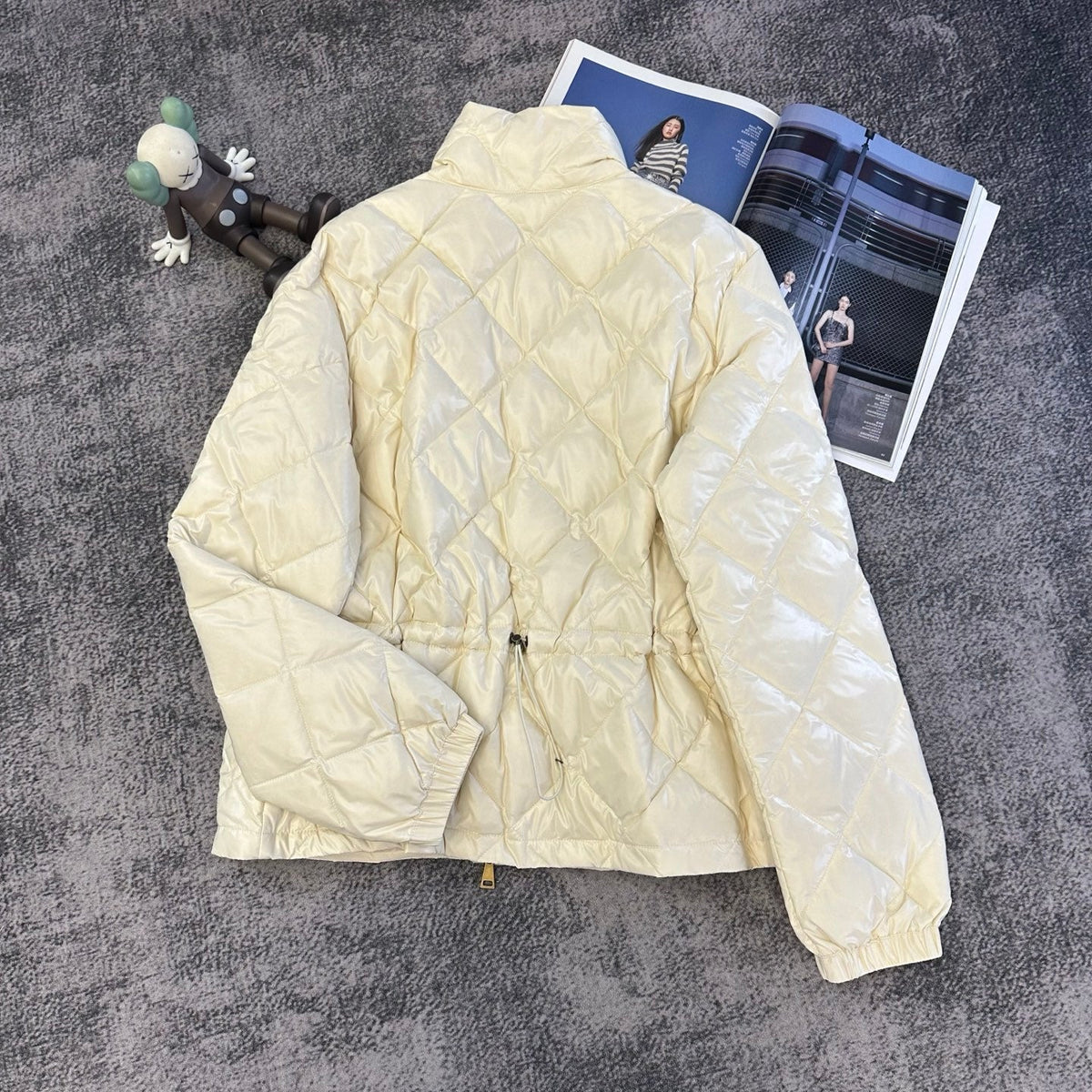 Moncler 26s Jacket Short Down Jacket Ivory White Taffeta 430765