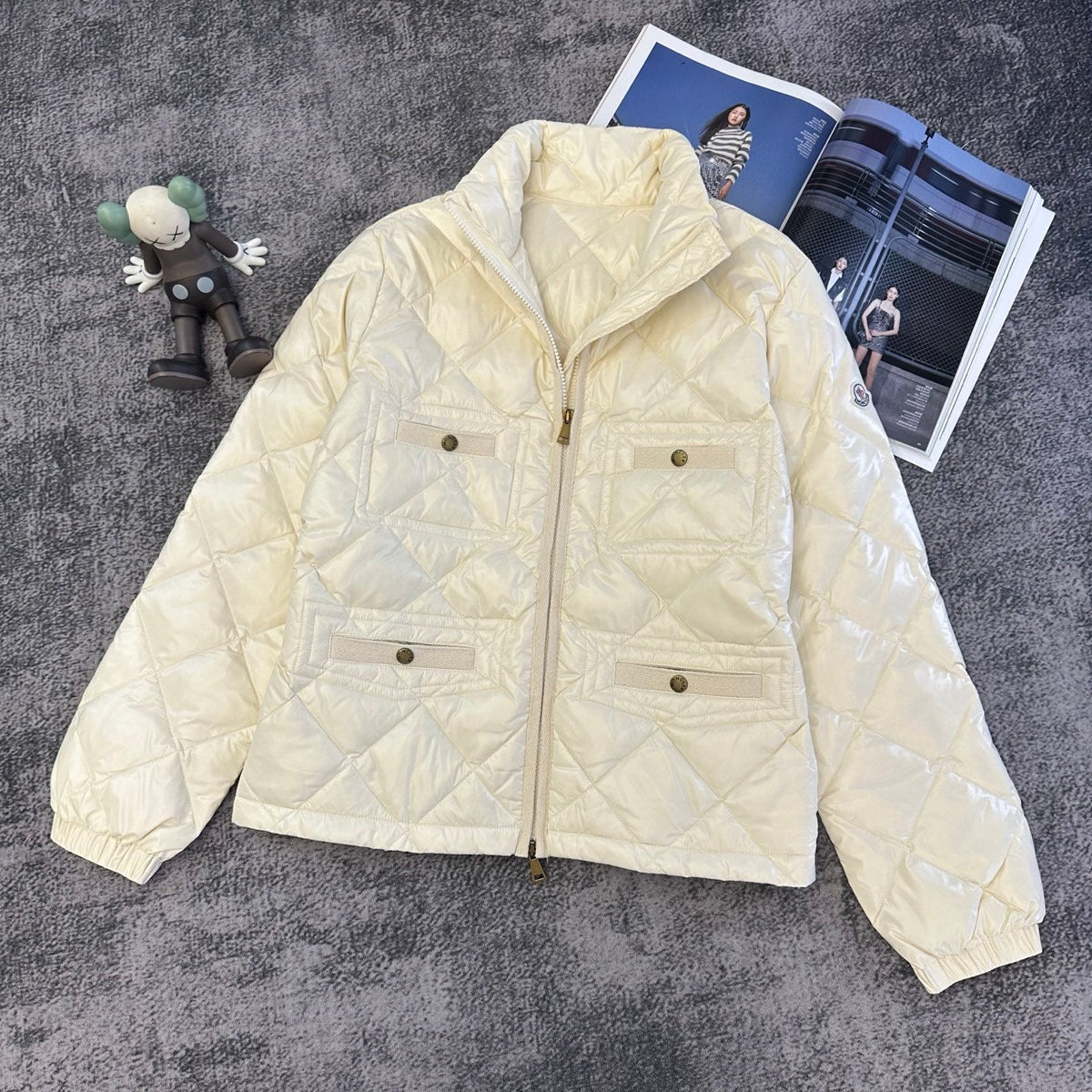 Moncler 26s Jacket Short Down Jacket Ivory White Taffeta 430765