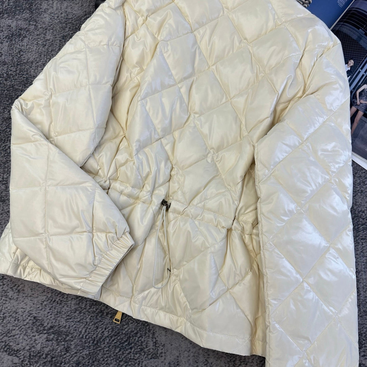 Moncler 26s Jacket Short Down Jacket Ivory White Taffeta 430765