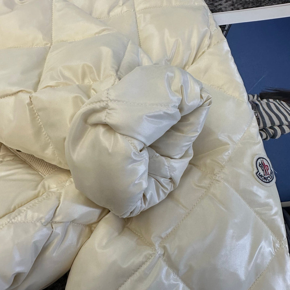 Moncler 26s Jacket Short Down Jacket Ivory White Taffeta 430765