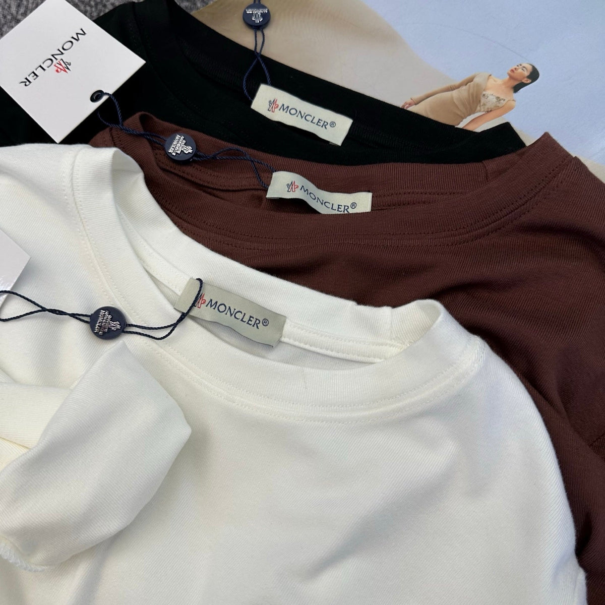 Moncler 26s Top Long Sleeve T-Shirt White Cotton 430621