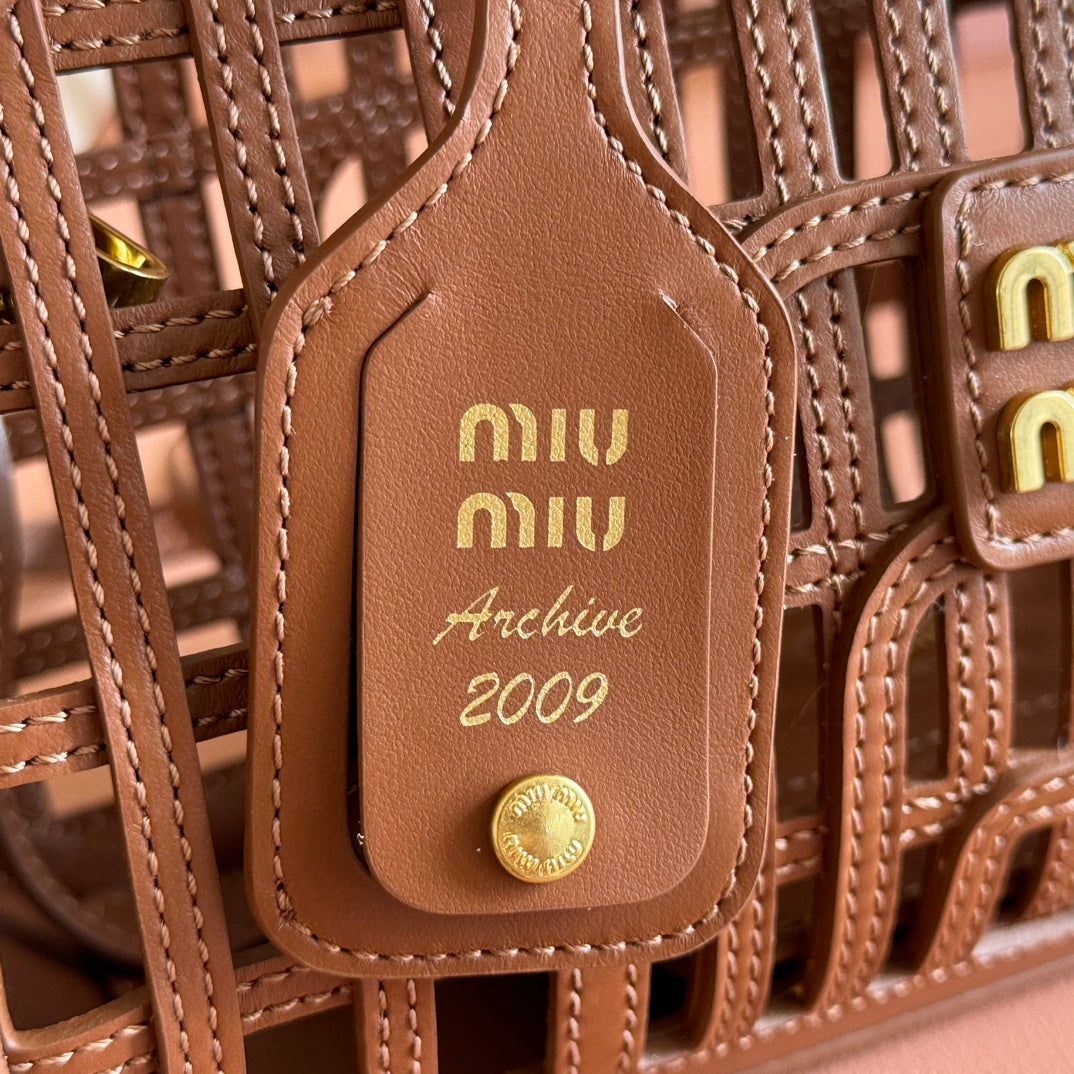Miu Leather Basket Bag 24cm Brown Cowhide 255472