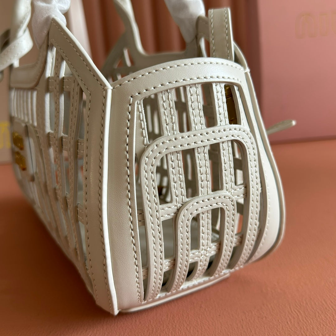 Miu Leather Basket Bag 24cm White Chalk Cowhide 255471