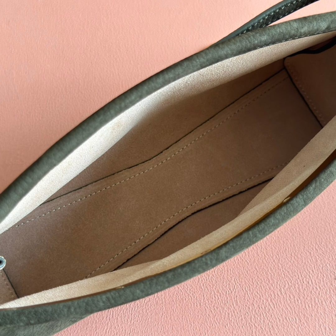Alaia Le Click East West Small Bag 25cm Olive Green Cowhide