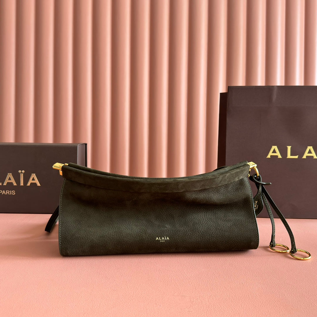 Alaia Le Click East West Medium Bag 30cm Olive Green Cowhide