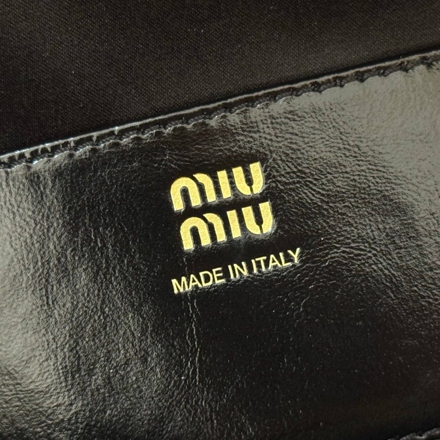 Miu Caprice Clutch  Black Leather 280753