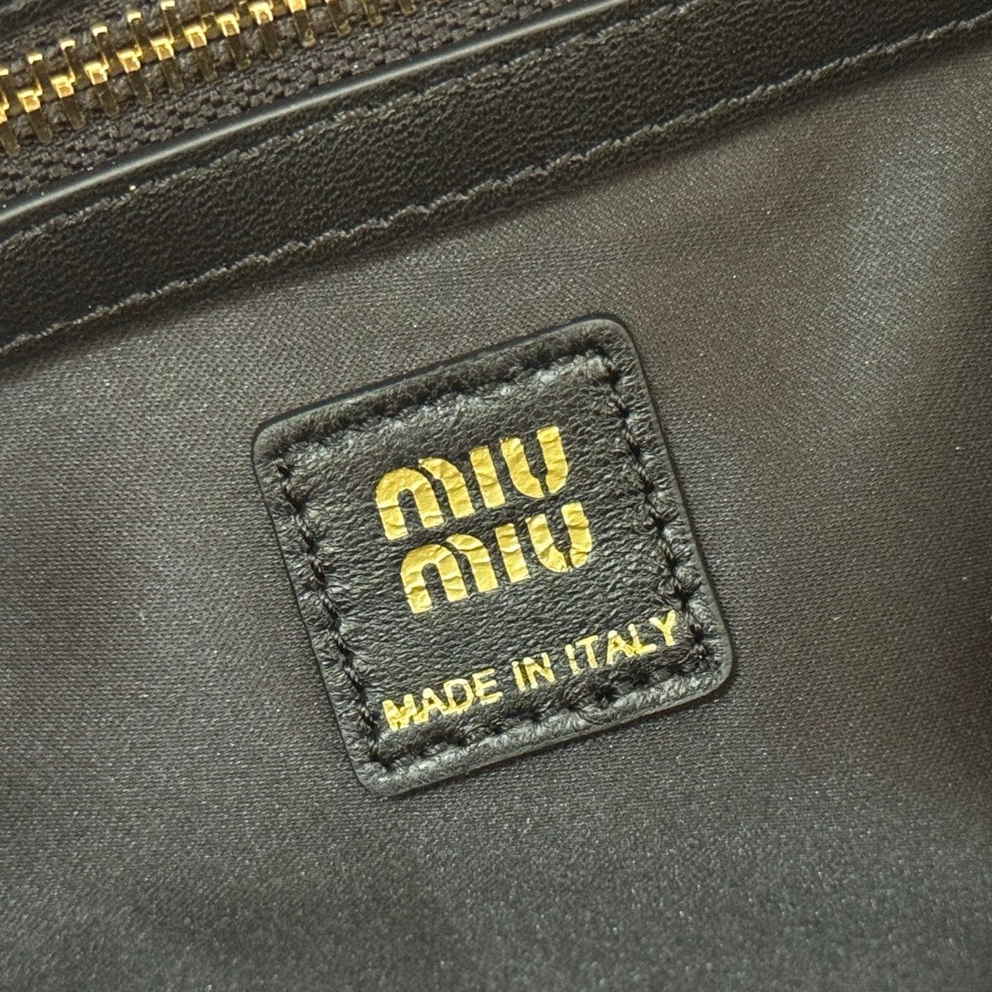 Miu Caprice Clutch Black Matelassé Nappa Leather 280764