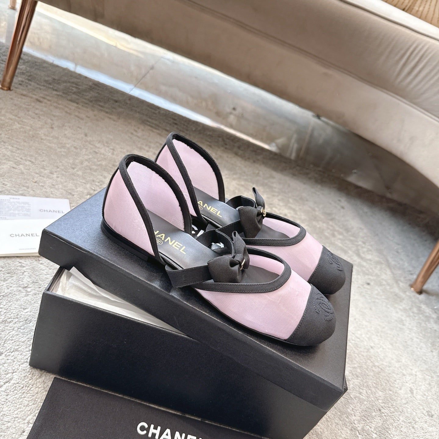 CC  25b Fall-Winter Mary Janes 15mm Pink Black Mesh & Grosgrain 415778