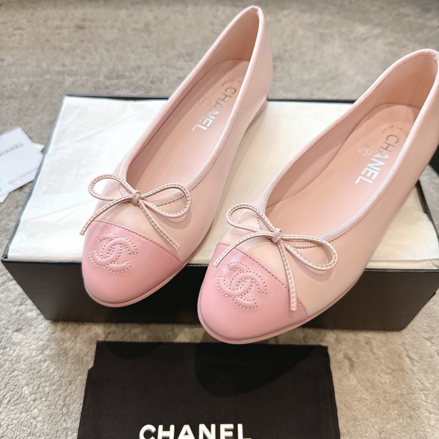 CC ²⁰²⁰𝐬𝐬 Ballet Flat Muted Pink Sheepskin 527680