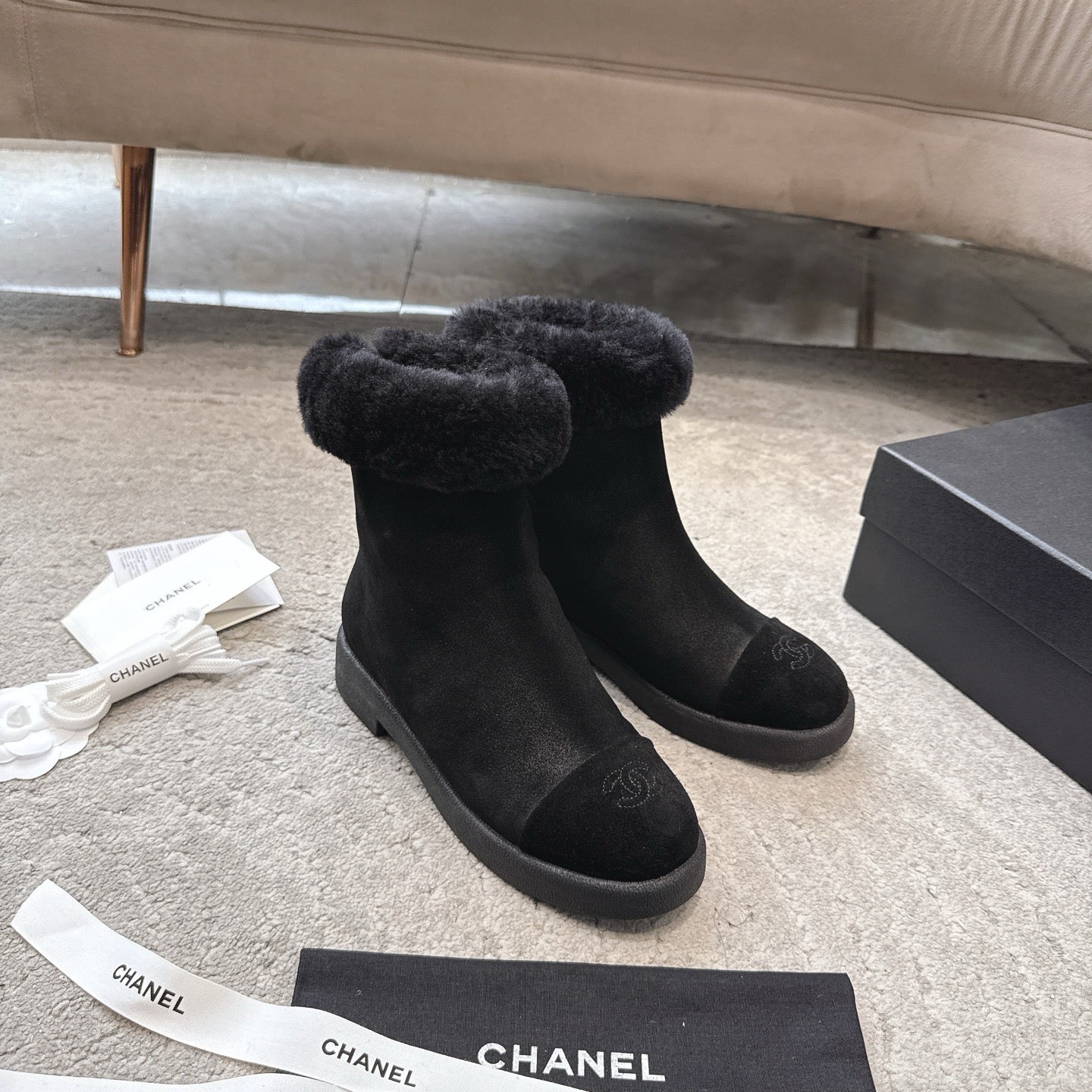 CC 25K Snow Boots 30mm Black Wool Suede 527624