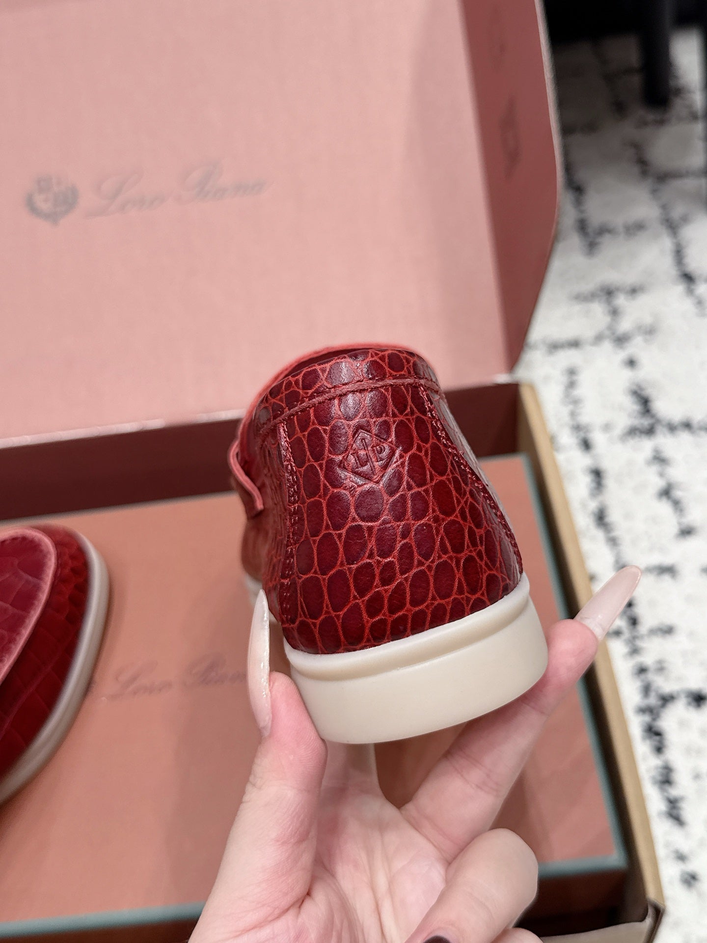 LP Summer Charms Walk Loafers Burgundy Alligator Leather 923391