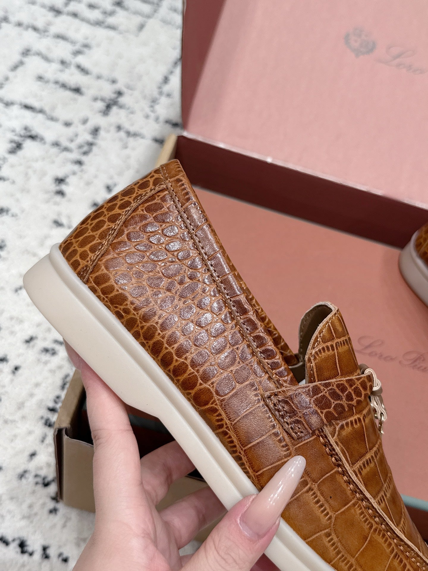 LP Summer Charms Walk Loafers Brown Alligator Leather 923393