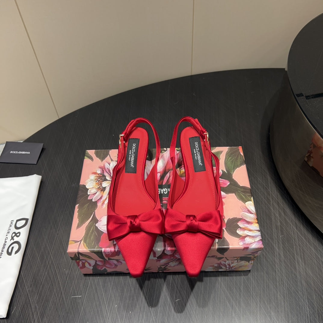 DC 25  Bow Slingback Pumps Red Silk And Sheepskin 381617