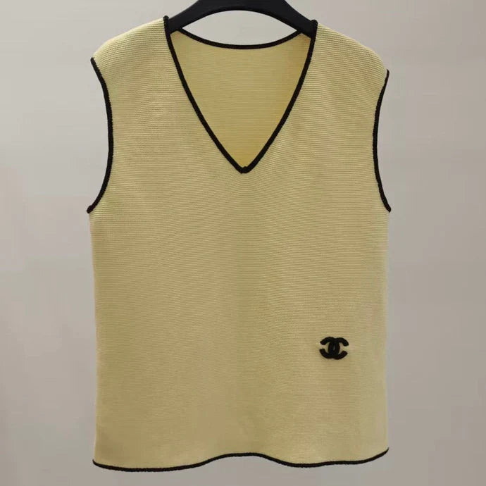 Chanel 2026 Yellow Block V-Neck Knitted Loose Vest Viscose 408884