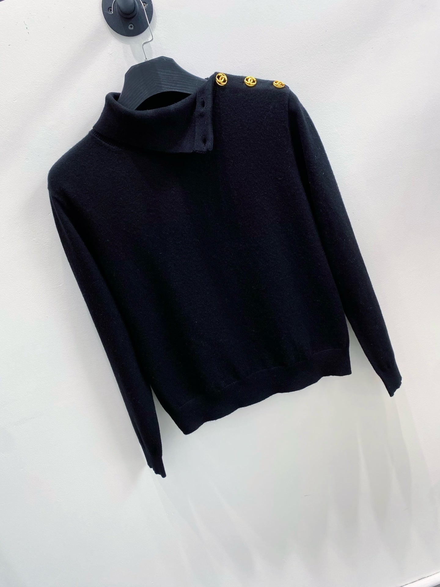CC 26s Turtleneck Sweater With Shoulder Buttons Black Wool 423124