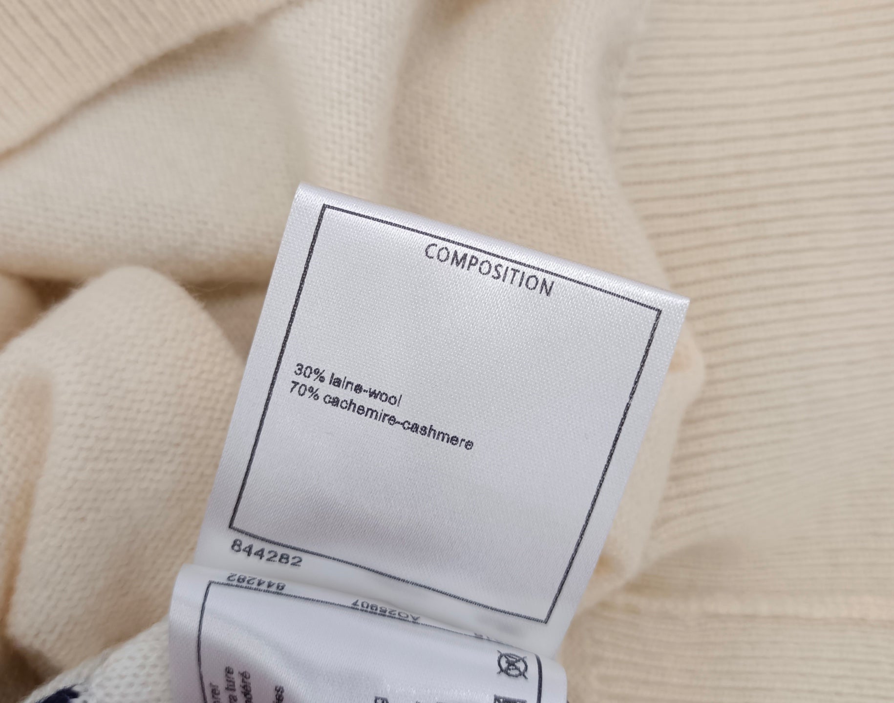 CC 26s Turtleneck Sweater With Shoulder Buttons Ivory Wool 423125