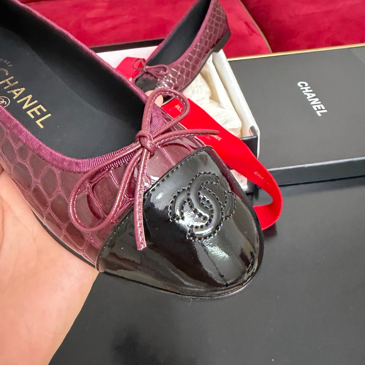 CC 26s Ballet Flat Burgundy Black Glossy Crocodile Embossed Leather 901101
