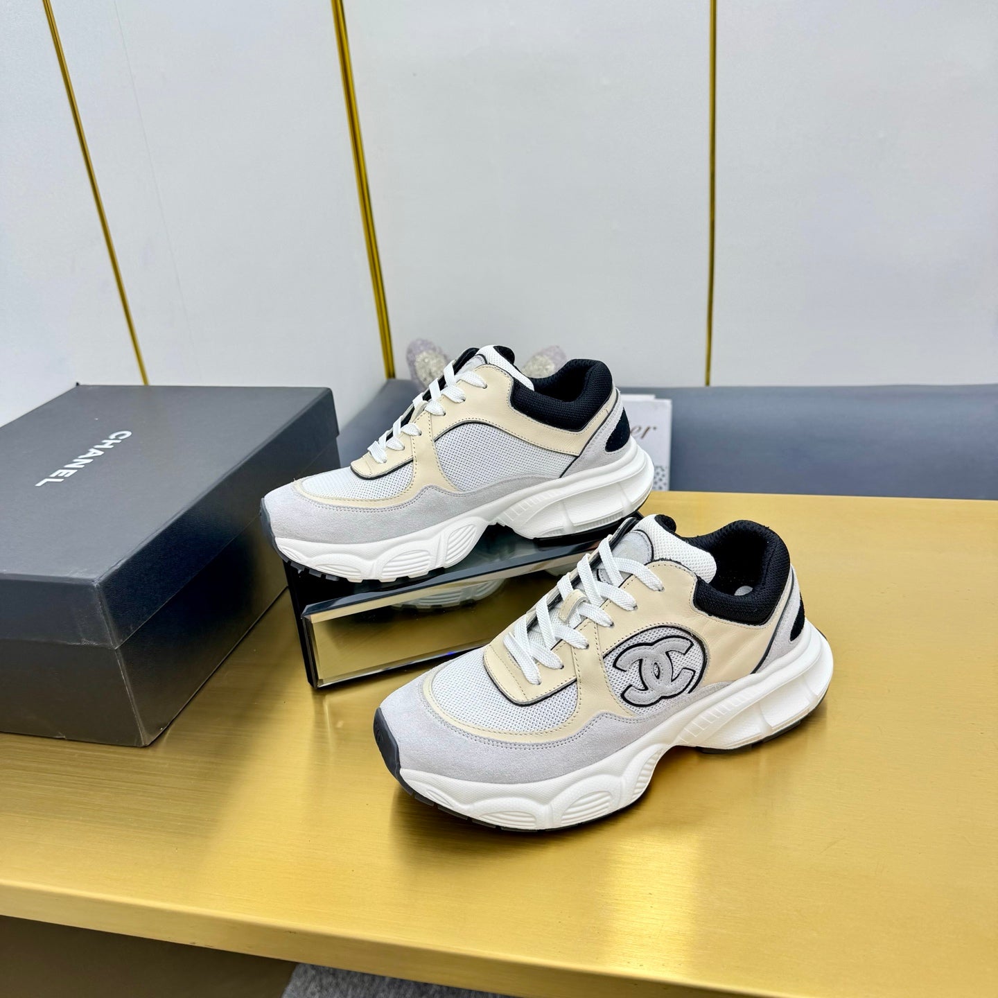 CC 26s Chunky Sneakers Grey Beige Black Suede 927334