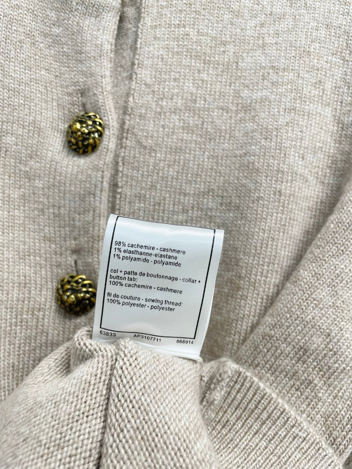 Chanel 26S Buttoned Round Neck Knit Sweater Cashmere