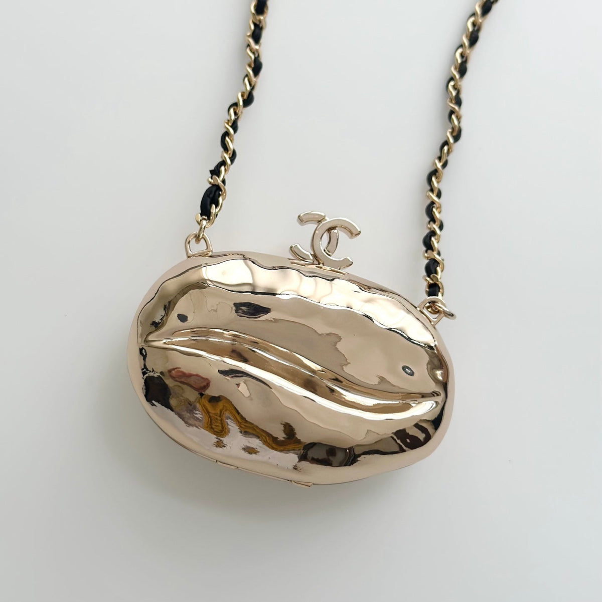 Chanel 2026 Pouch With Chain Strap 11cm Gold Hammered Metal