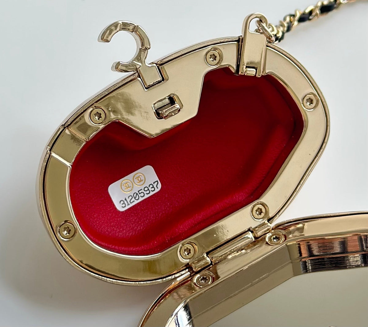 Chanel 2026 Pouch With Chain Strap 11cm Gold Hammered Metal