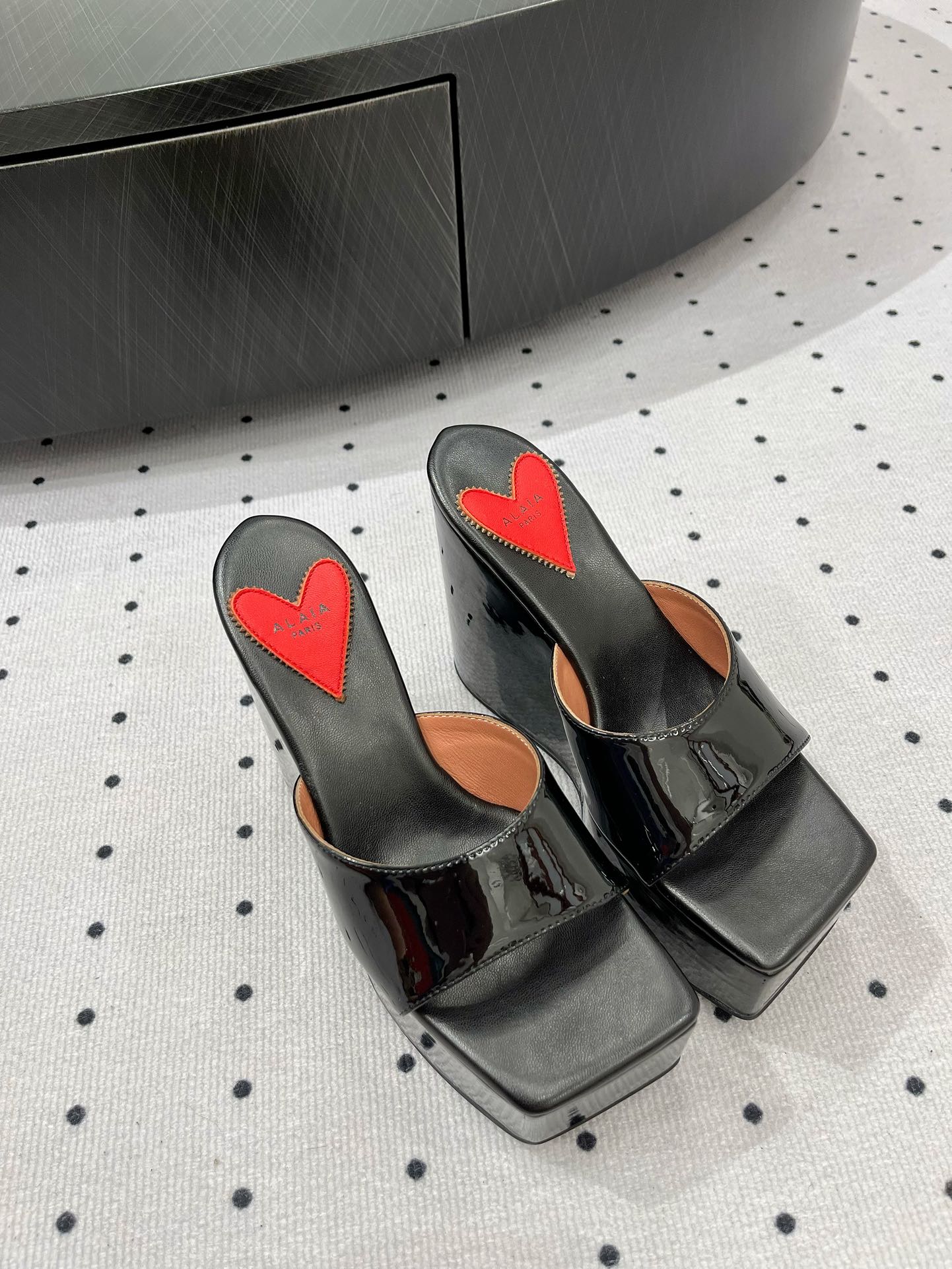 Alaila High Sandal 115mm In Black Glossy Lambskin 954878