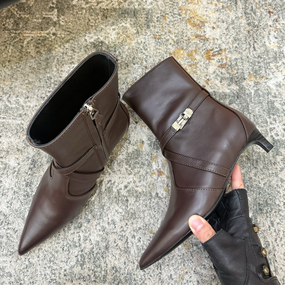 HM 26s Pointed-Toe Ankle Boots 35 Mm In Dark Brown Calfskin