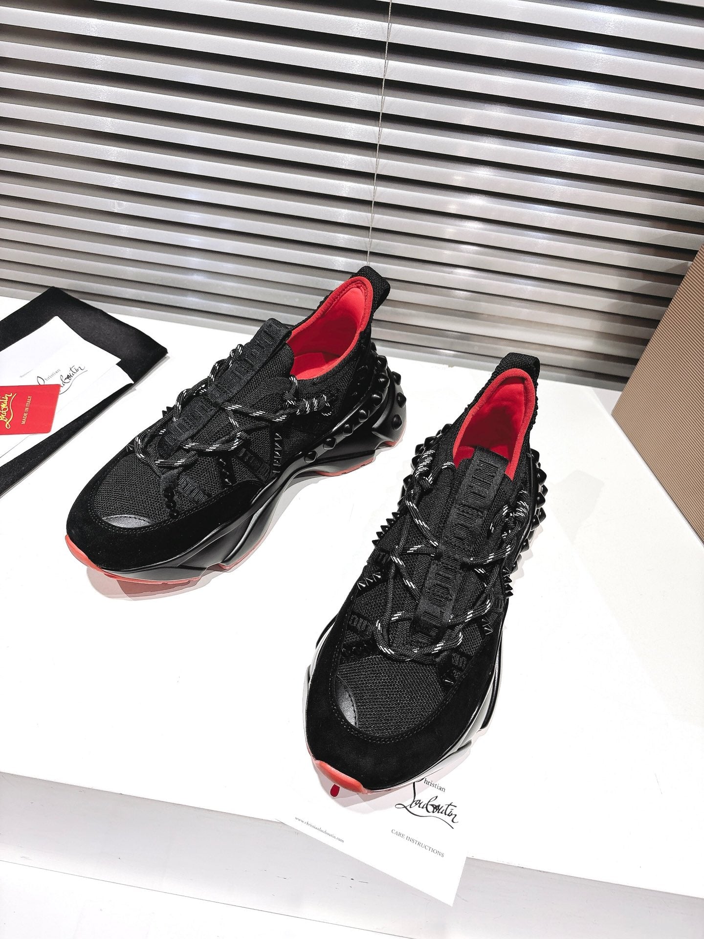 CL 25 Trailnrun Sneaker Black Calfskin Mesh 323171