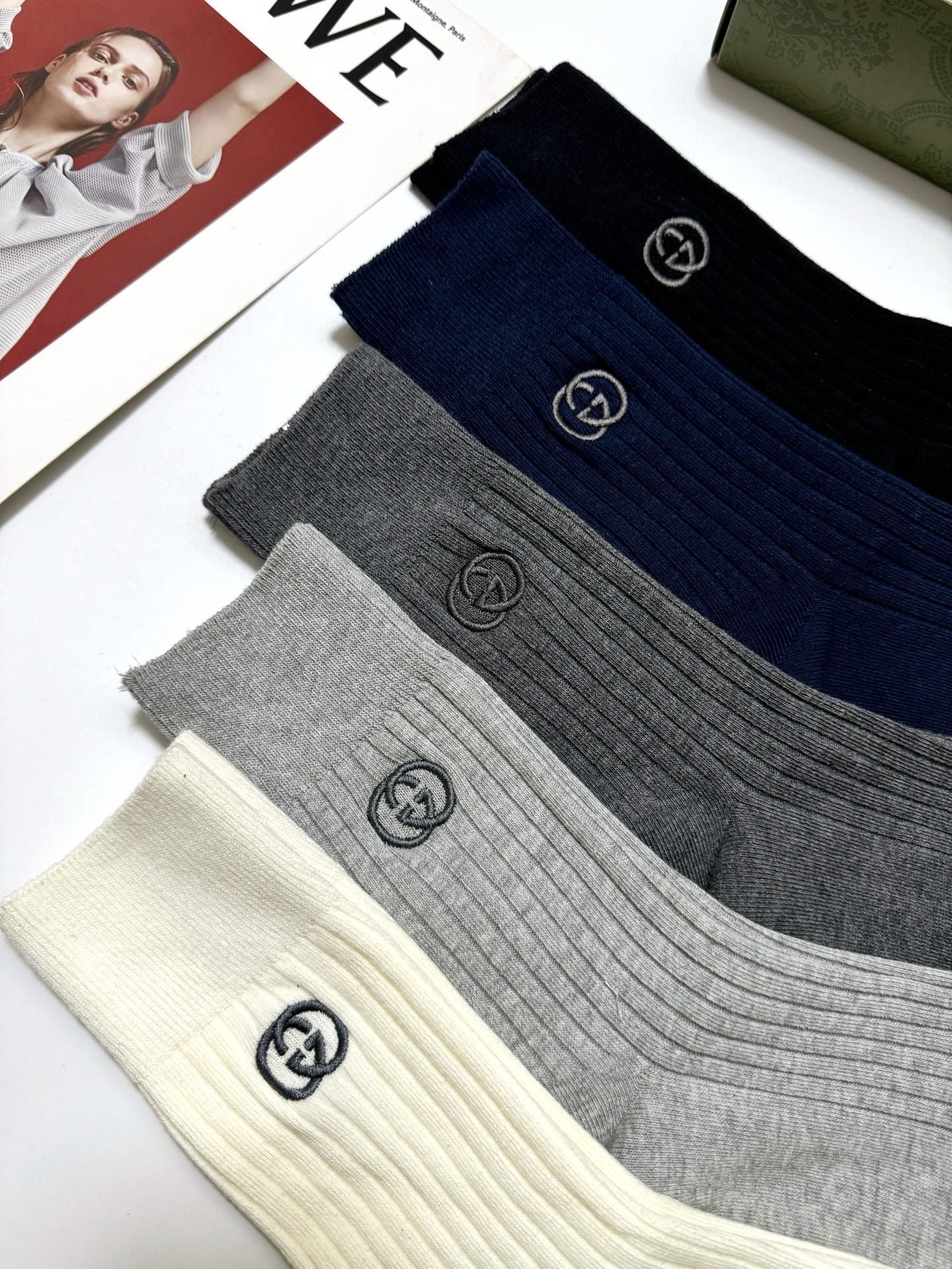 Mid-Calf Socks 152356 (1 BOX)